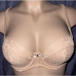 #1 - 34C NUDE VICTORIA'S SECRET BODY BY VICTORIA UNLINED DEMI BRA